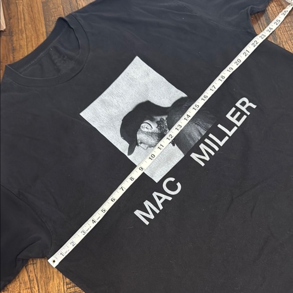 Mac Miller Black Graphic T-Shirt with his image as graphic size XXL  licensed - Picture 9 of 11